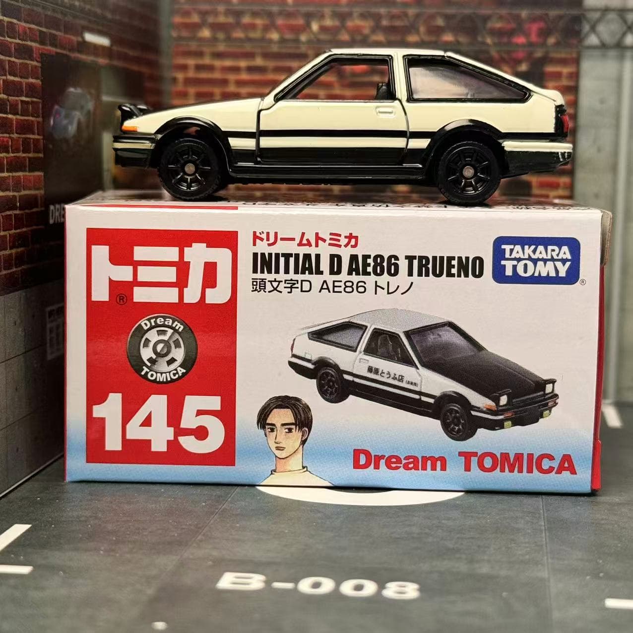 Model Kit Ae86 - Sueña Tomica NO. 145 inicial D