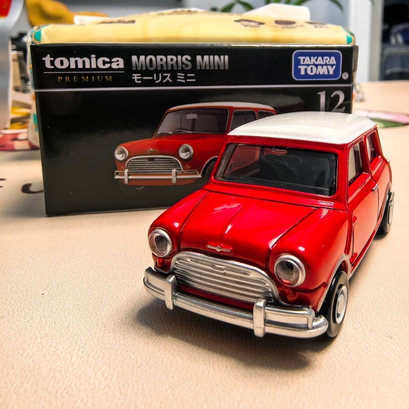 TOMY Premium caja negra escala - Model Kit Bmw reseña y precio